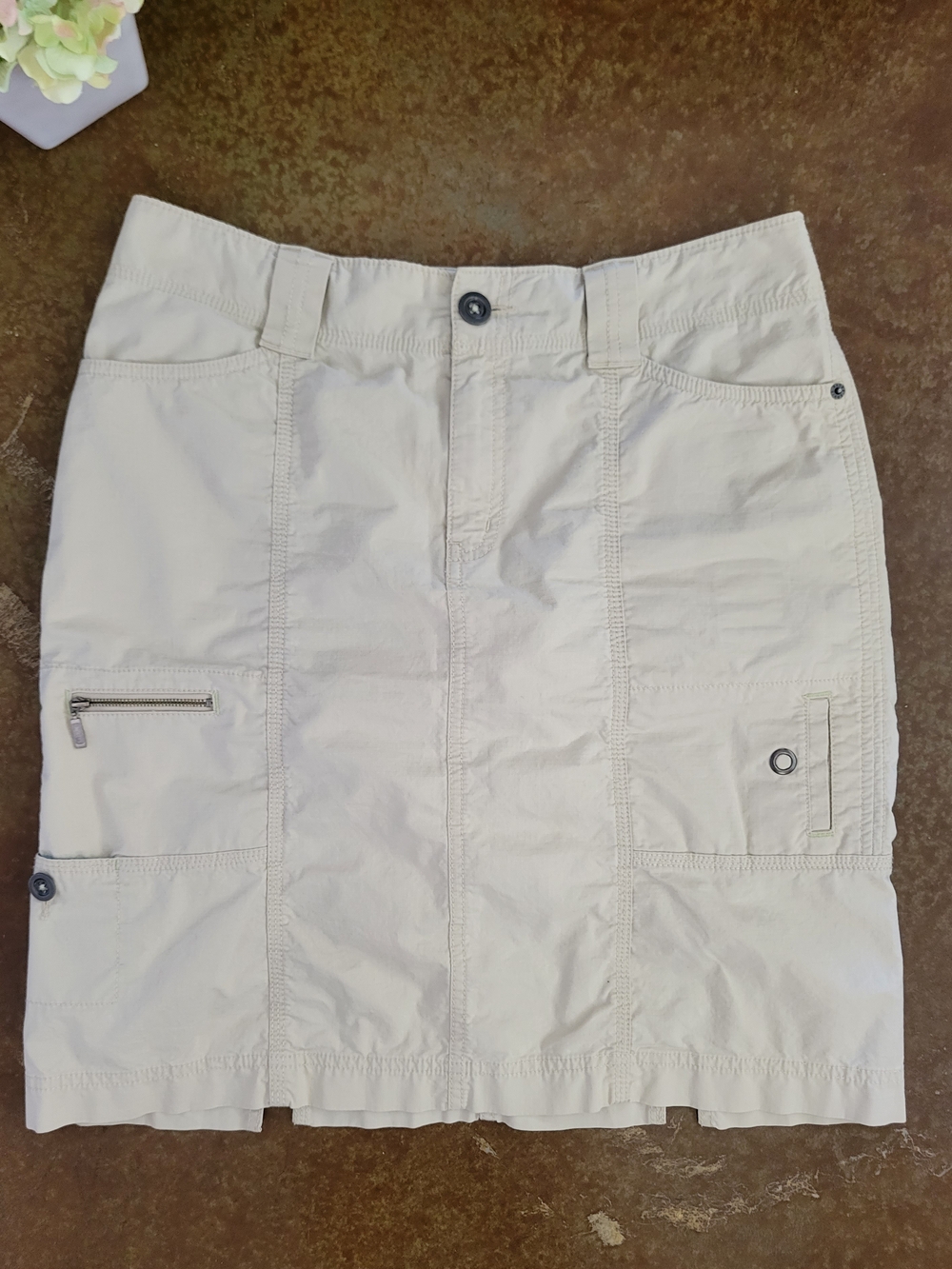 Eddie Bauer Sz 8 Cream Utility Mini Skirt with Pocket Details